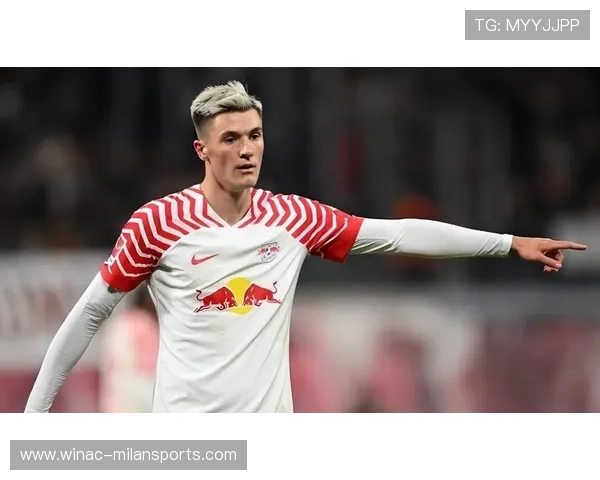 曼联新星谢什科逐渐融入一线队，备受瞩目