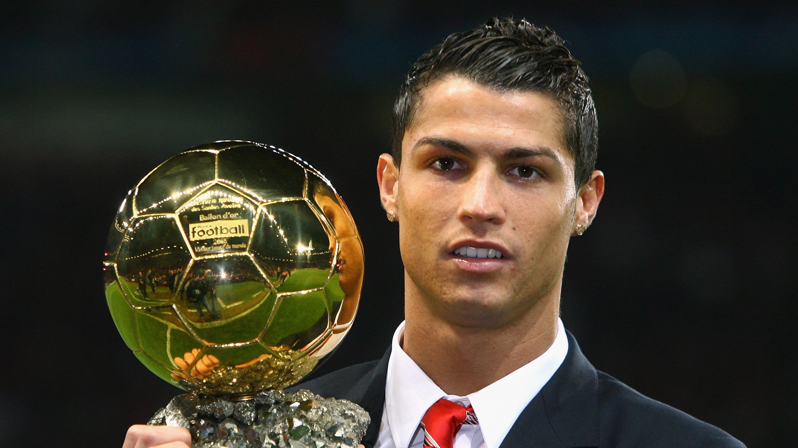 俱乐部宣布升级球队青训体系，注重系统培养，俱乐部青训条件