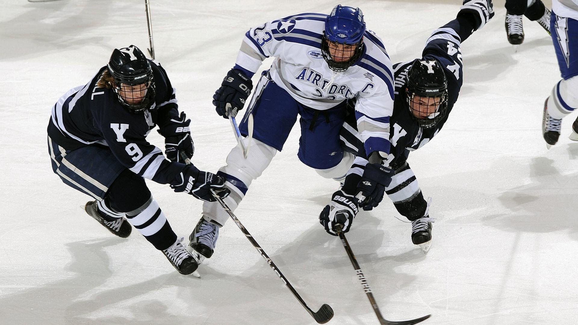 国际足球高级别比赛规则不断优化，公平竞赛环境提升，足球国际赛是什么意思